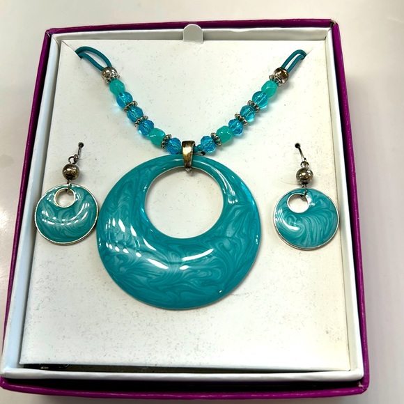 Beaded metal set - Picture 1 of 3